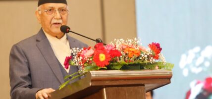 जलवायु परिवर्तनका चुनौतीको सामना गर्न सबै एकजुट हुनुपर्छ : प्रधानमन्त्री ओली