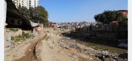 नख्खु करिडोरमा अत्यधिक धुलो र गन्ध, स्थानीयलाई सास्ती