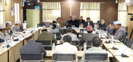 निजामती सेवा भएका कर्मचारीको उमेरहद ६३ वर्ष बनाउन सुझाव