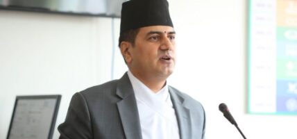 स्पेनका लागि राजदूत नेपालद्वारा ओहोदाको प्रमाणपत्र पेस