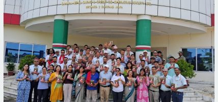 पुस्तक बिक्रीबाट सङ्कलित १२ करोड आविष्कार केन्द्रलाई