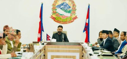 प्रधानमन्त्री बालेनले सुन्न थाले सांसदका कुरा