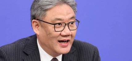 मिन आङ हलाइङ राष्ट्रपति बन्ने संकेत