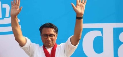 डा वाग्ले अर्थमन्त्री भएपछि तनहुँमा खुसी डा वाग्ले अर्थमन्त्री भएपछि तनहुँमा खुसी