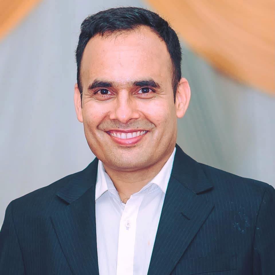 सिंहदरबारभित्रका सरकारी निकायमा गुणस्तरीय इन्टरनेट सेवा सुनिश्चित गर्न सञ्चारमन्त्री डा तिमिल्सिनाद्वारा निर्देशन