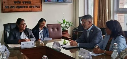 मन्त्री चौधरीसँग विश्व बैंकका देशीय निर्देशकको भेट