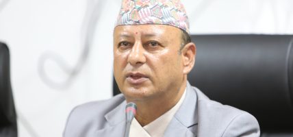 सरकारले कानुन नबुझ्दा पक्राउ परेका खड्का थुनामुक्त !