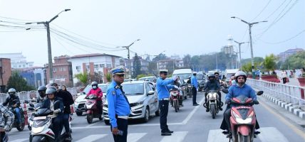 काठमाडौँ उपत्यकामा नियम उल्लङ्घन गरी सवारी चलाउनेविरुद्ध कडा निगरानी