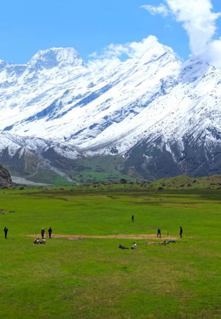 अपि हिमालको काखमा क्रिकेट खेलबाट खुल्दै पर्यटनको नयाँ ढोका अपि हिमालको काखमा क्रिकेट खेलबाट खुल्दै पर्यटनको नयाँ ढोका