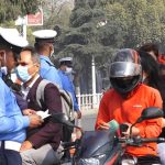 ट्राफिक कारबाहीमा १७ लाख ८६ हजार राजस्व सङ्कलन ट्राफिक कारबाहीमा १७ लाख ८६ हजार राजस्व सङ्कलन