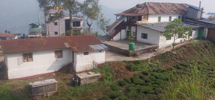 बन्द हुन थाले चिया उद्योग, निर्यात ठप्प हुँदा ६० हजारको रोजगारी जोखिममा बन्द हुन थाले चिया उद्योग, निर्यात ठप्प हुँदा ६० हजारको रोजगारी जोखिममा