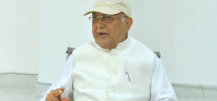 राहदानी छपाइ प्रकरणमा मुछिए केपी ओली