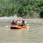 कर्णालीमा हराएका यात्रुको छैन अत्तोपत्तो, उच्च बहाव र धमिलो पानीले समस्या