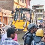 जनकपुरका अतिक्रमित पोखरी क्षेत्र खाली गराउन डोजर चलाइयो