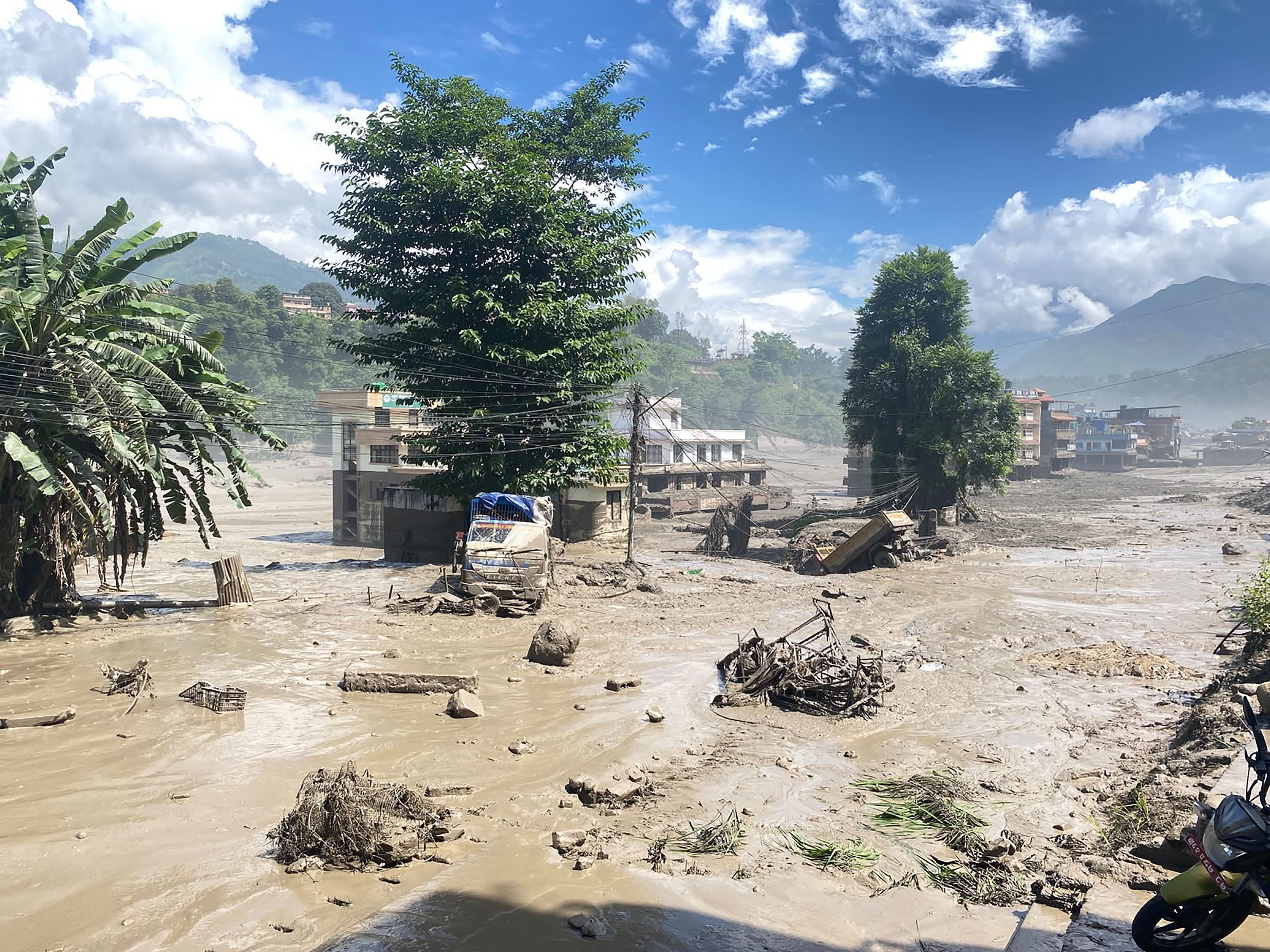 भोटेकोशी बाढी : हालसम्म १७७ जनाको शव फेला भोटेकोशी बाढी : हालसम्म १७७ जनाको शव फेला