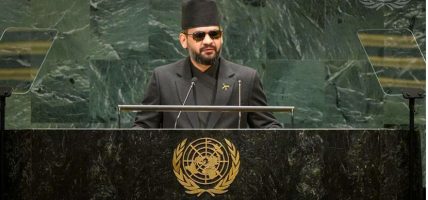 बहत्तर घण्टाभित्र जुनसुकै ठाउँमा हतियार पु-याउन सक्ने विश्वसँग किसानलाई जीविकोपार्जनका साधनबाट वञ्चित गर्न कुनै बहाना बनाउनु हुँदैनः प्रधानमन्त्री शाह बहत्तर घण्टाभित्र जुनसुकै ठाउँमा हतियार पु-याउन सक्ने विश्वसँग किसानलाई जीविकोपार्जनका साधनबाट वञ्चित गर्न कुनै बहाना बनाउनु हुँदैनः प्रधानमन्त्री शाह