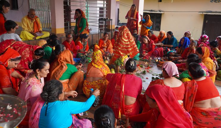 सुदूरपश्चिमको मुख्य पर्व मानिने गौराको मौलिकता हराउँदै