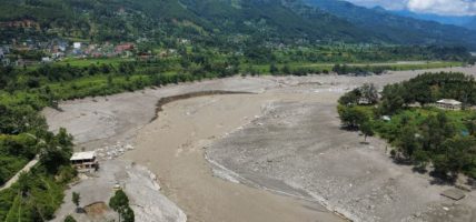 बाढीले बगेको व्यवसाय उठाउन सरकारले घोषणा गर्‍यो राहत प्याकेज