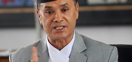 किन पक्राउ परेका थिए चोलेन्द्र ?