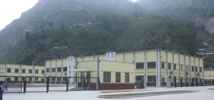 रसुवागढीपछि तातोपानी नाका पनि बन्द, नेपाल–चीन व्यापार प्रभावित