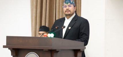 सबै मिलेर पीडित नागरिकको उद्धार र राहतमा लागौँः नेता शाही