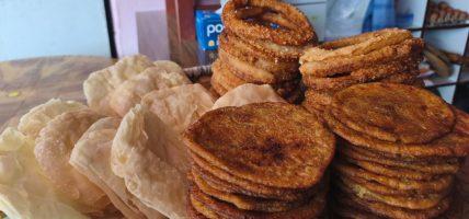 काठमाडौंमा फैलिँदै गुल्मीको मौलिक रोटीको स्वाद काठमाडौंमा फैलिँदै गुल्मीको मौलिक रोटीको स्वाद