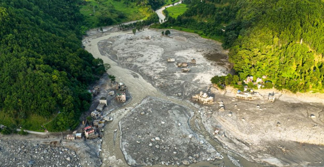 बाढीमा बेपत्ताका आफन्तले स्वघोषणा गर्दै मृत्युको प्रमाणपत्र माग्नुपर्ने बाढीमा बेपत्ताका आफन्तले स्वघोषणा गर्दै मृत्युको प्रमाणपत्र माग्नुपर्ने