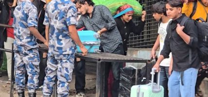 सीमा क्षेत्रमा दसैँतिहारको चहलपहल