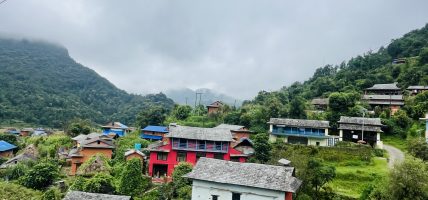 ग्रामीण पर्यटन आधार बन्दै घरबास