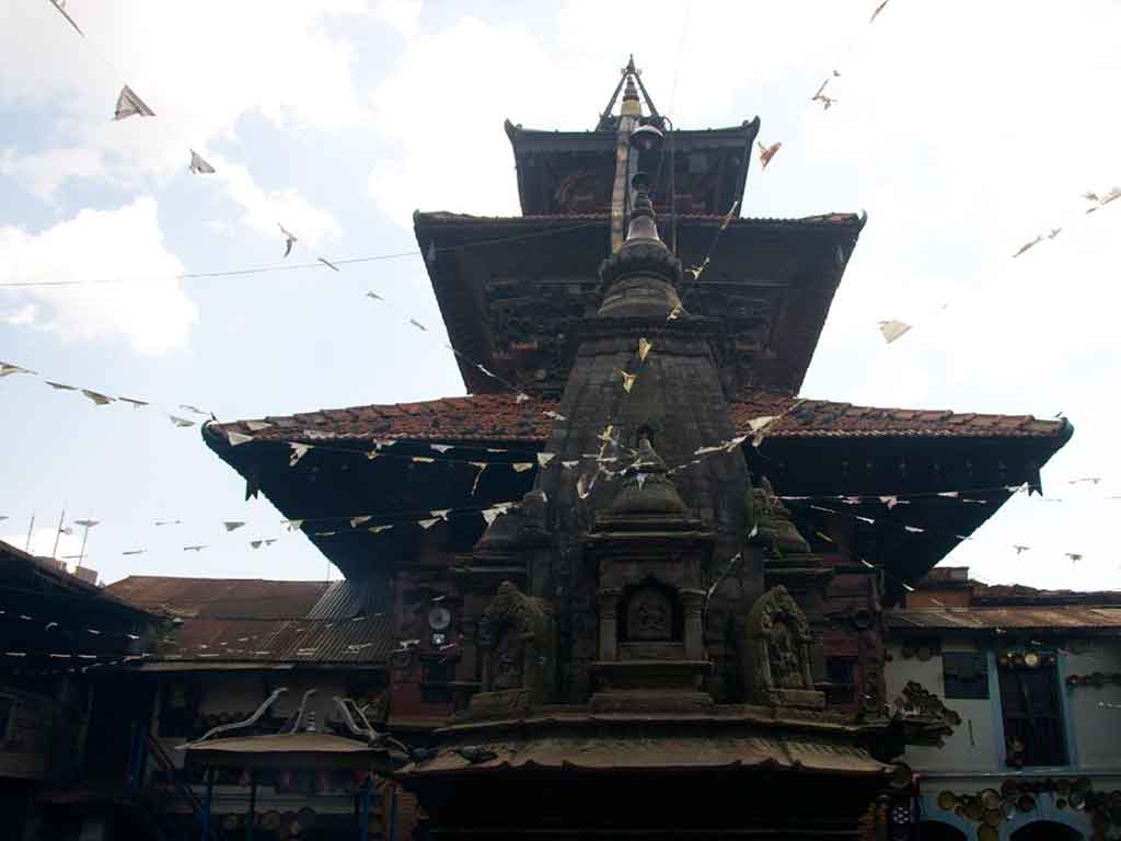 आदिनाथ मन्दिरमा एकमहिने मेलाको चटारो, दुई लाख भक्तजन आउने अनुमान