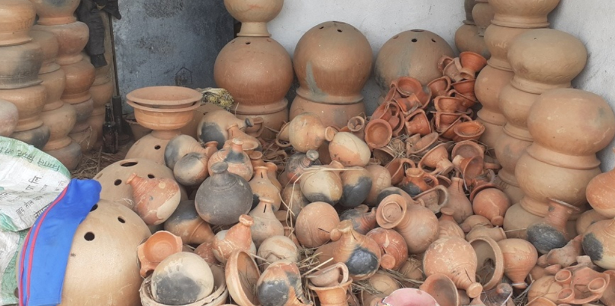 माटाका भाँडा हराउँदै, संकटमा पुर्ख्यौली सीप माटाका भाँडा हराउँदै, संकटमा पुर्ख्यौली सीप
